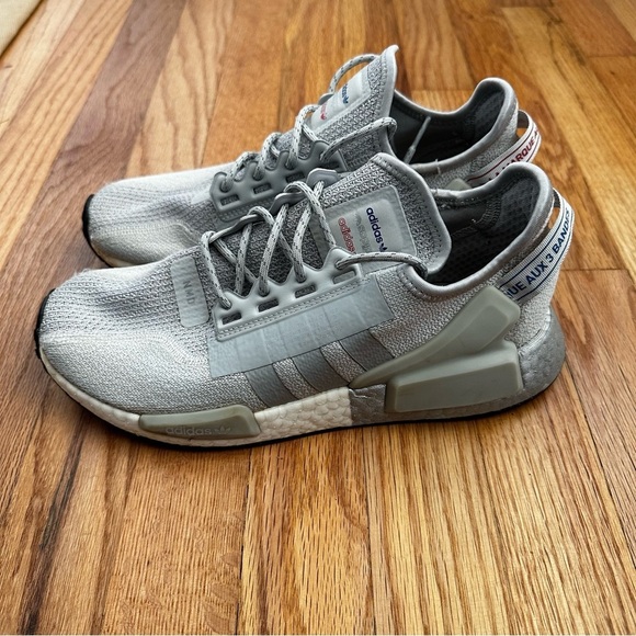 Adidas NMD_R1 V2 Silver Boost Sneakers Men’s Size 8 - Picture 6 of 10